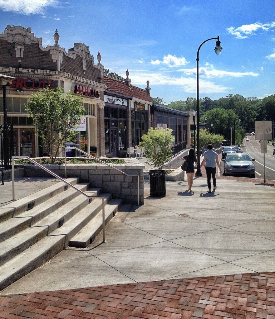 1024px-Emory_Village